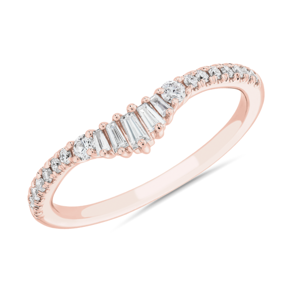 Petite Curved Baguette and Pave Diamond Wedding Band in 14k Rose Gold (1/4 ct. tw.)