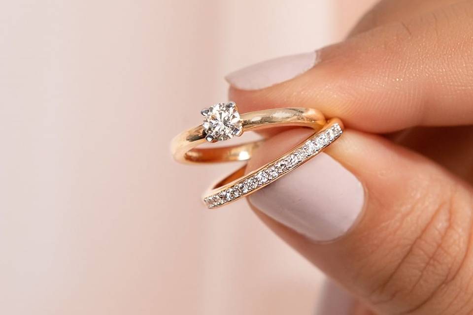 59411 gold engagement ring design for couple caratlane lead image 2
